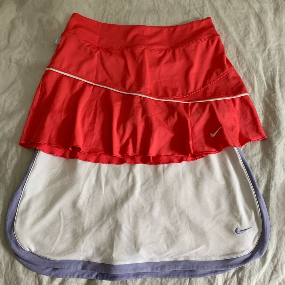 Nike tennis skirts bundle lot of 2 size small with free Tail skirt